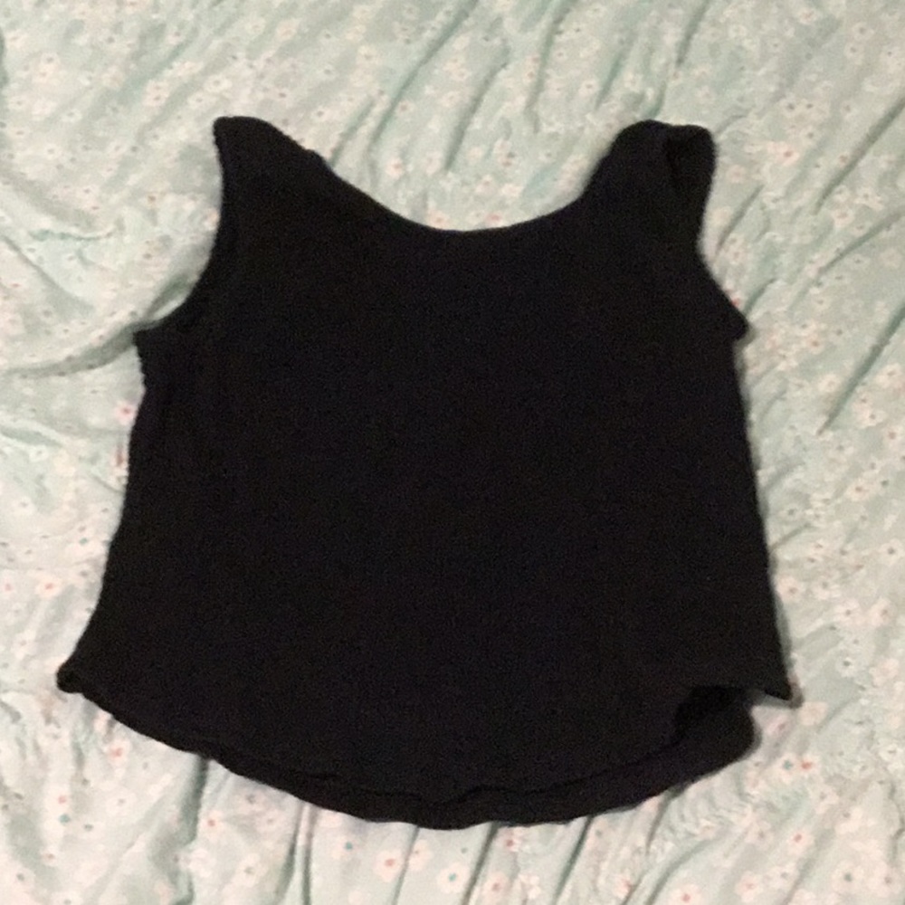 K-I-K-I-T blue tee shirt no sleeves junior size L